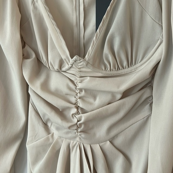 Pretty Little Thing Stone Underbust Detail Ruched Midi Dress Women Size 6 - Picture 17 of 17